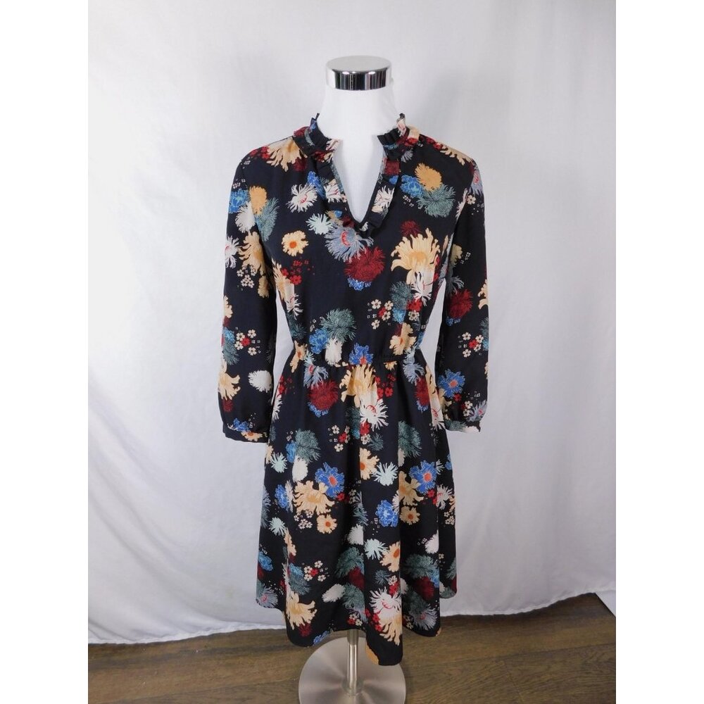 Ann Taylor Factory Dress Womens 2 Black Floral Fit & Flare V-Neck Knee Length